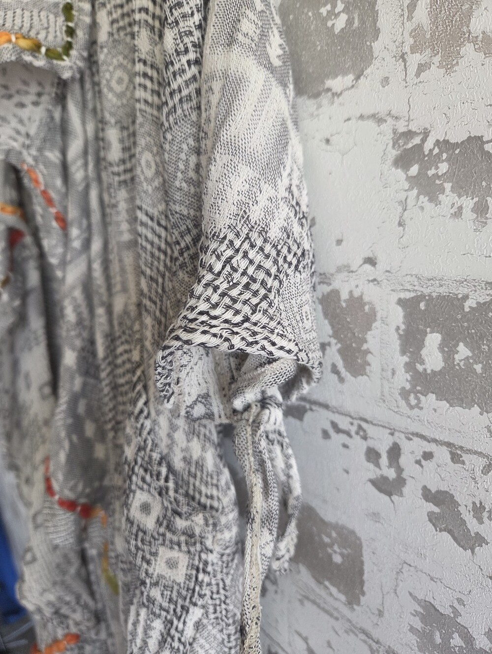 ​Paper Lace Boho Textured Cotton Knit Draped Open Cardigan Jacket Fringe Rosette - Picture 4 of 10